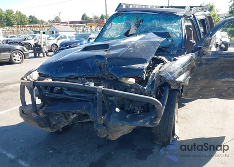 1997 Toyota 4Runner Sr5 V6 Limited from USA, damaged, VIN JT3HN87R4V0090580